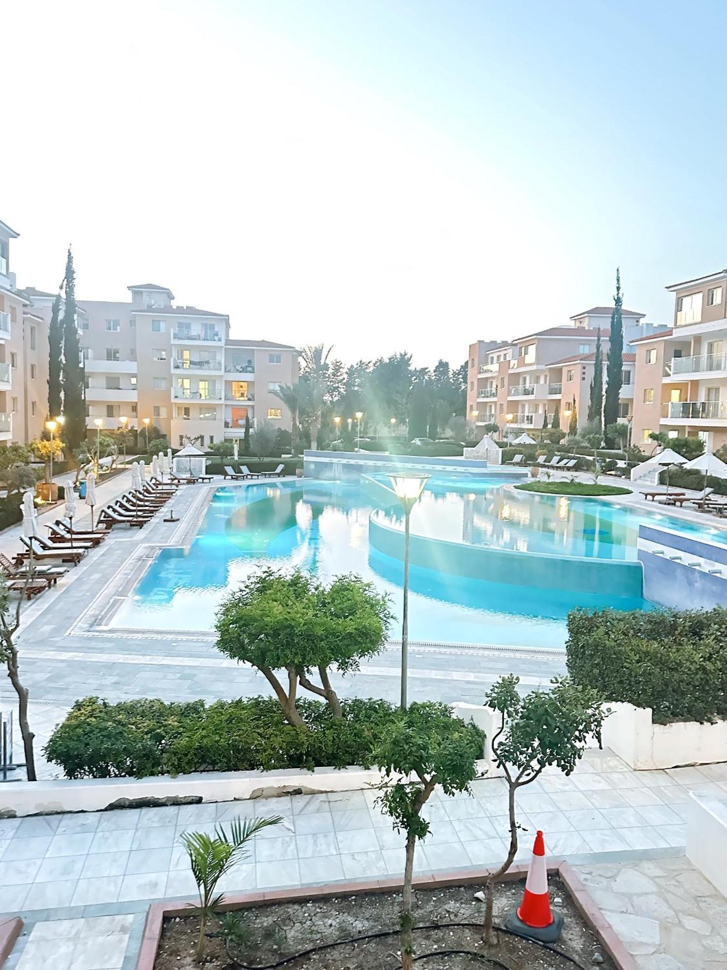 Elysia Park Ameliya 202 Apartment Paphos Exterior photo