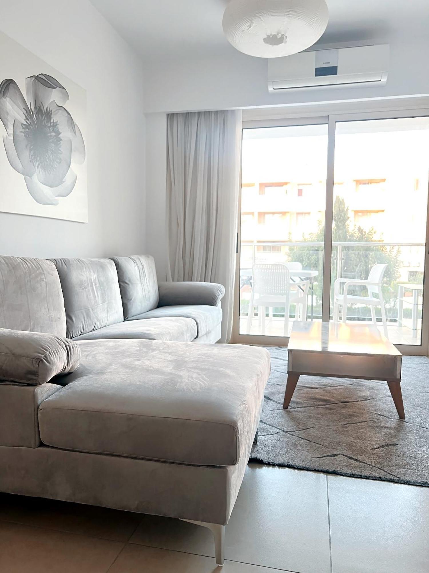 Elysia Park Ameliya 202 Apartment Paphos Exterior photo